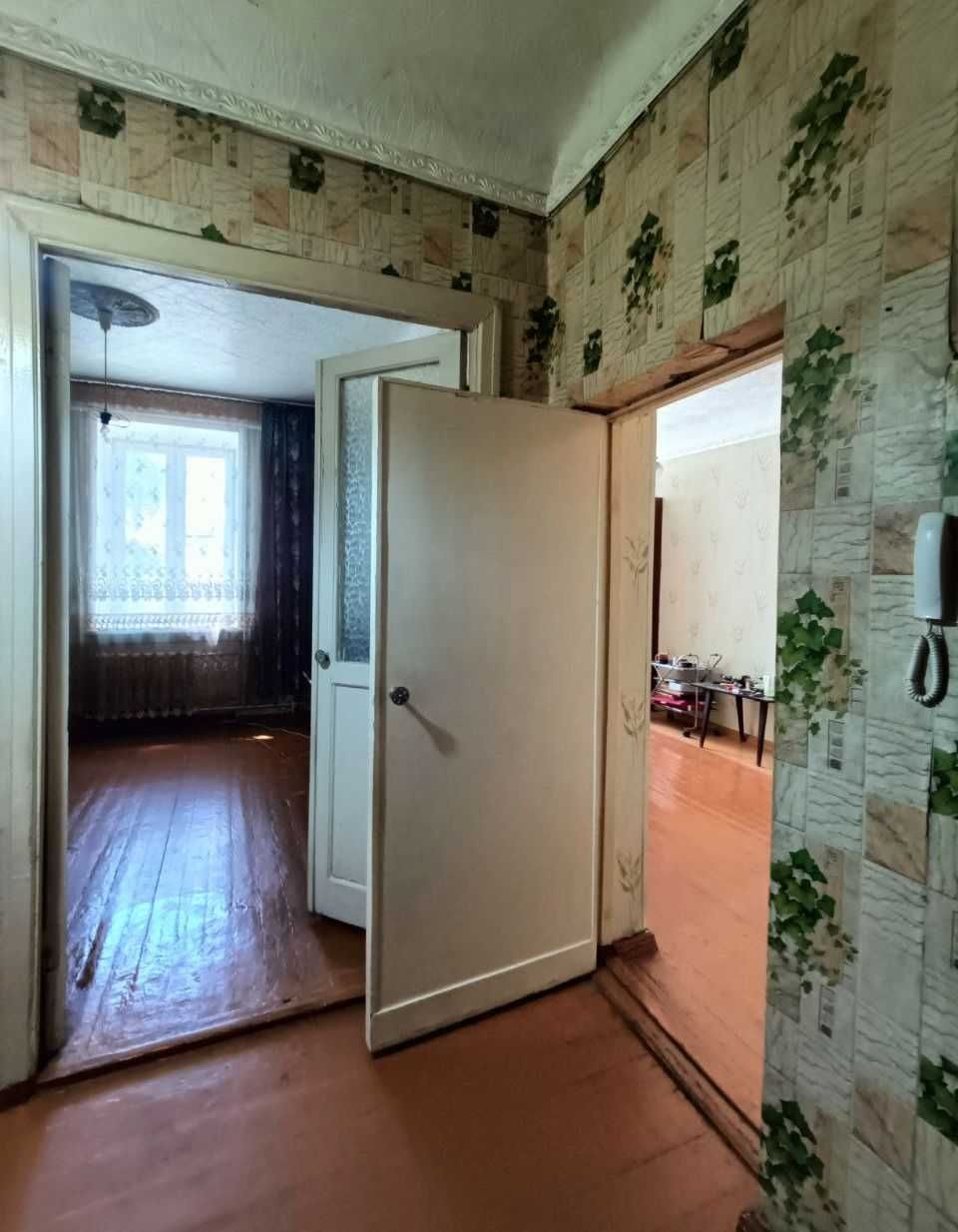 3-комнатная квартира, ул. Усть-Каменогорская, 10.