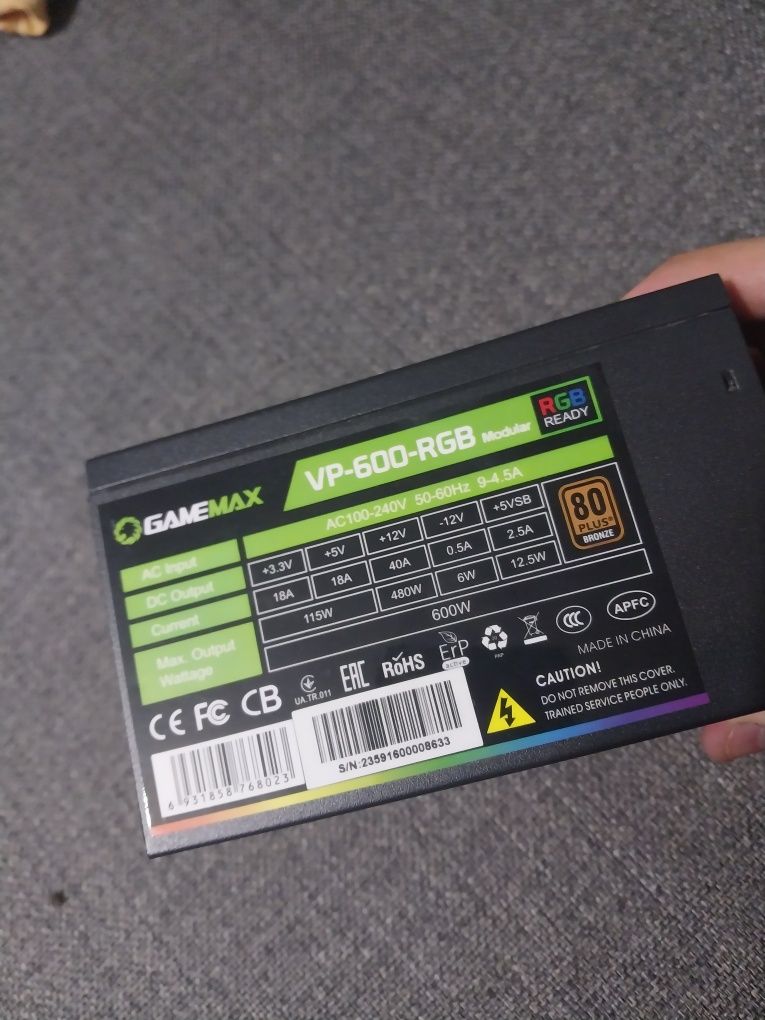 Блок питания GAMEMAX VP-600-RGB
