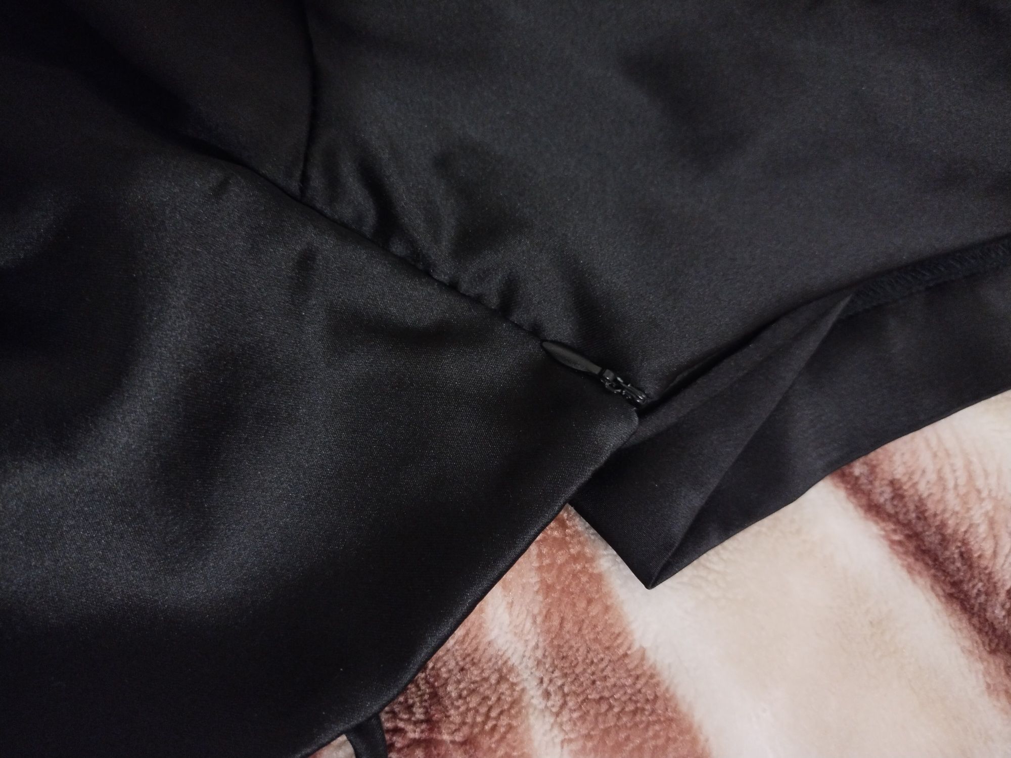 Продам чёрное красивое платье ZARA