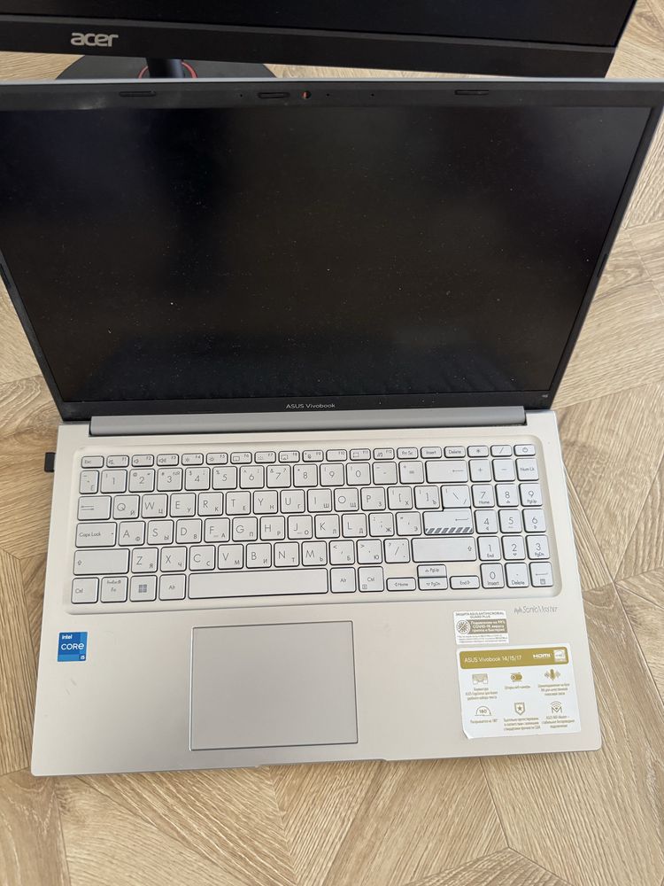 Продам два монитора Acer, два ноутбука Asus, один ноутбук HP