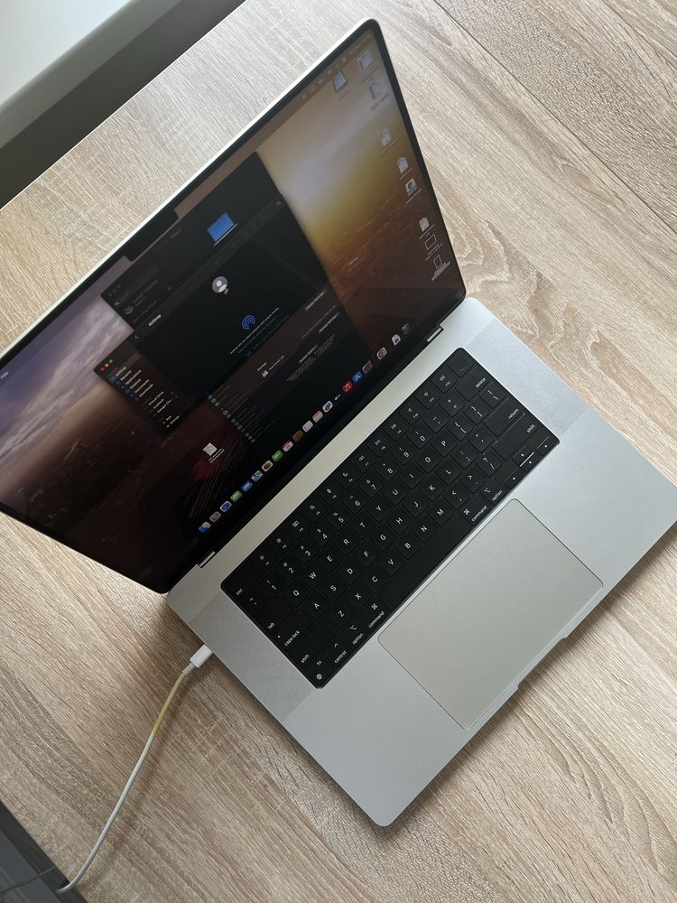 Ноутбук Apple MacBook Pro 16 2021 / 16’2 / 32 GB / SSD 1TB