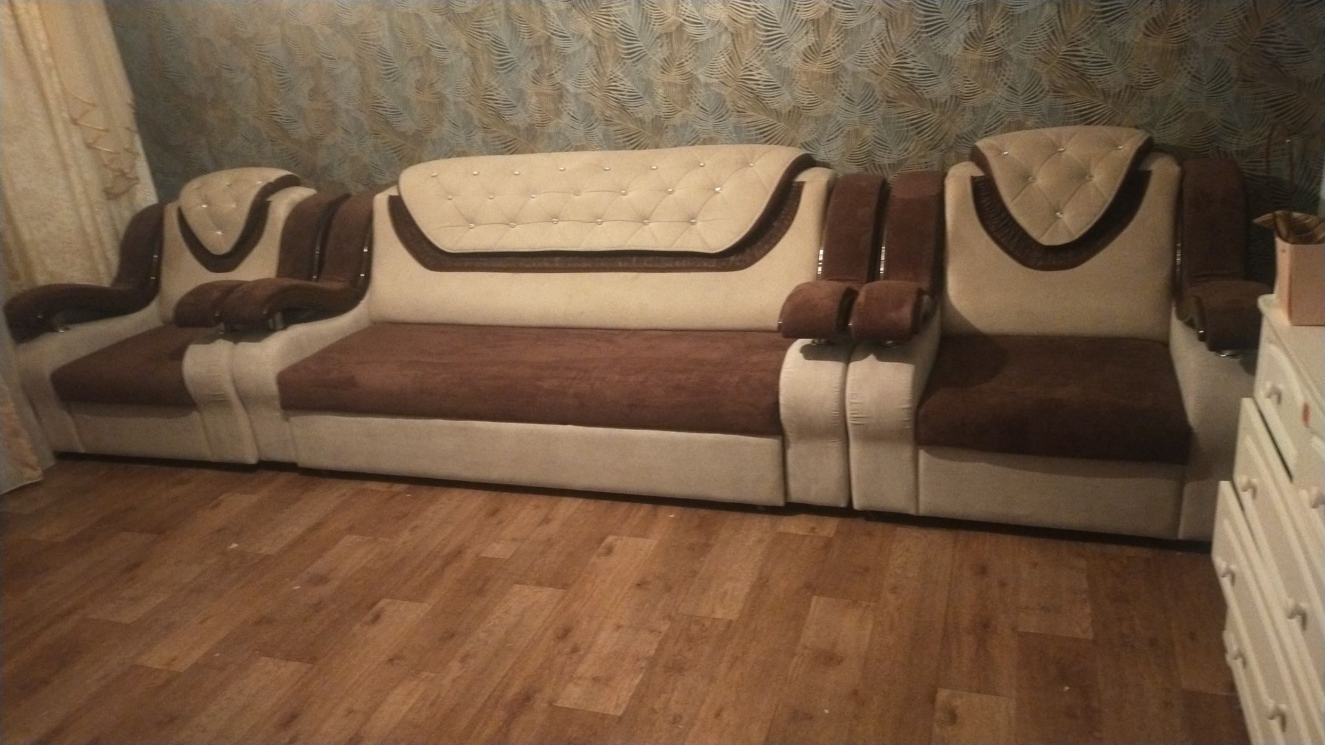 Реставрация и перетяжка мягкой мебели в Астане