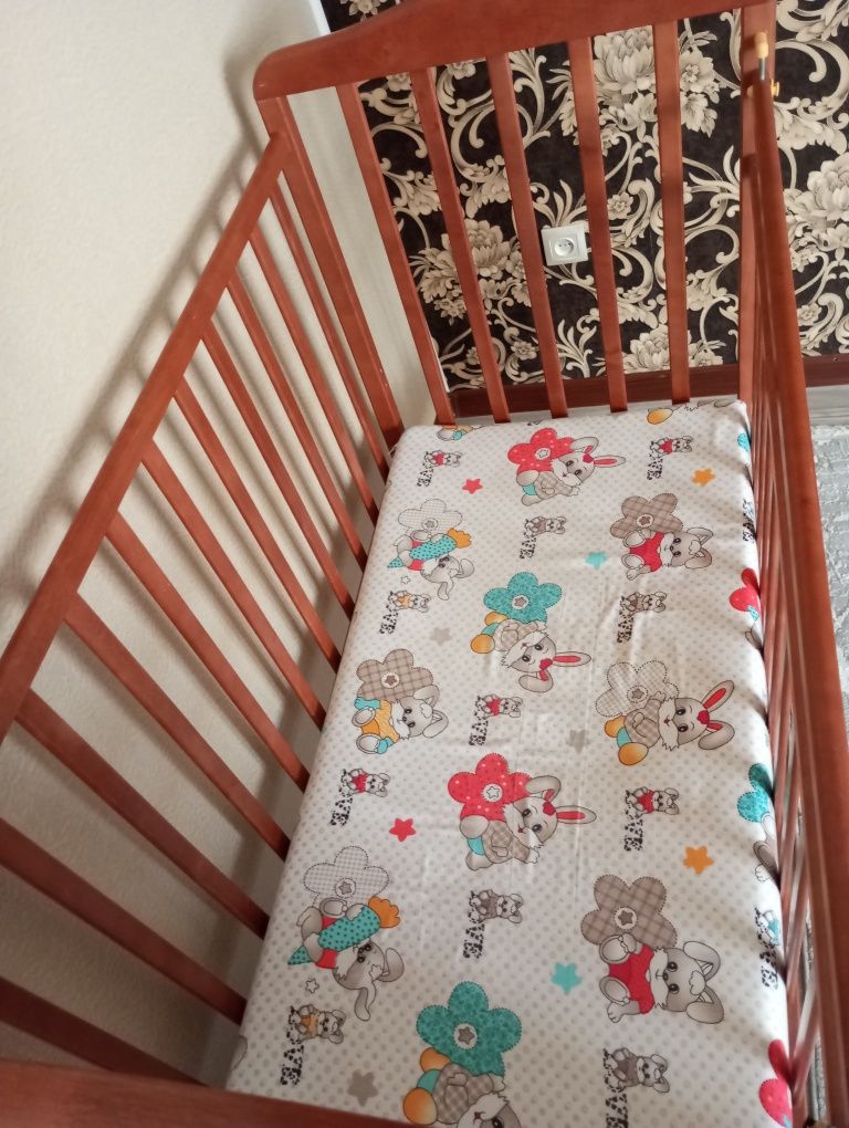 Манеж детский продам