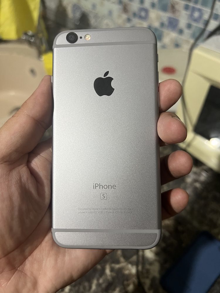 Iphone 6s 16Gb. продам в хорошем состоянии