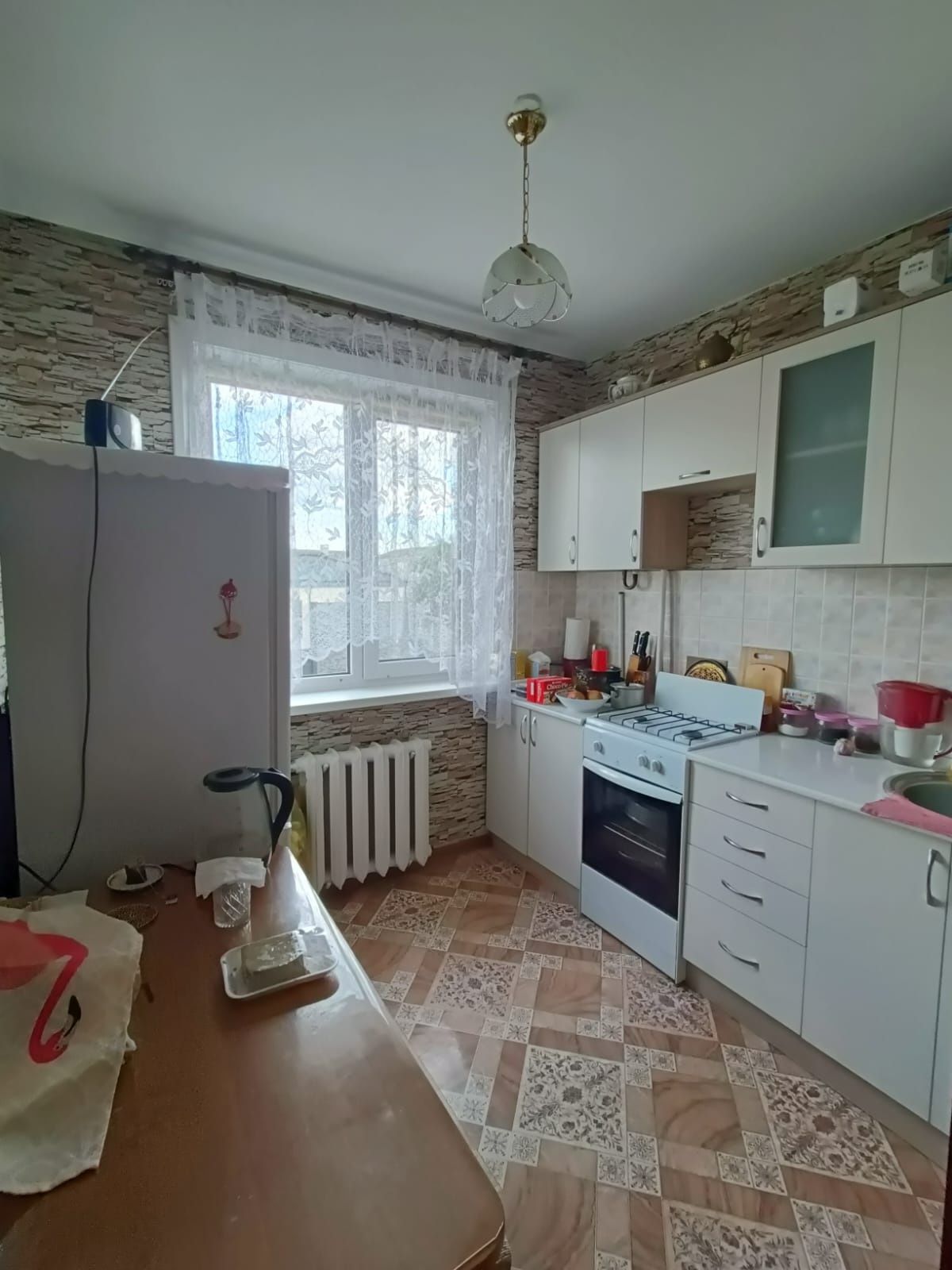 Продам 1 комн квартиру в районе гимназии Бэст