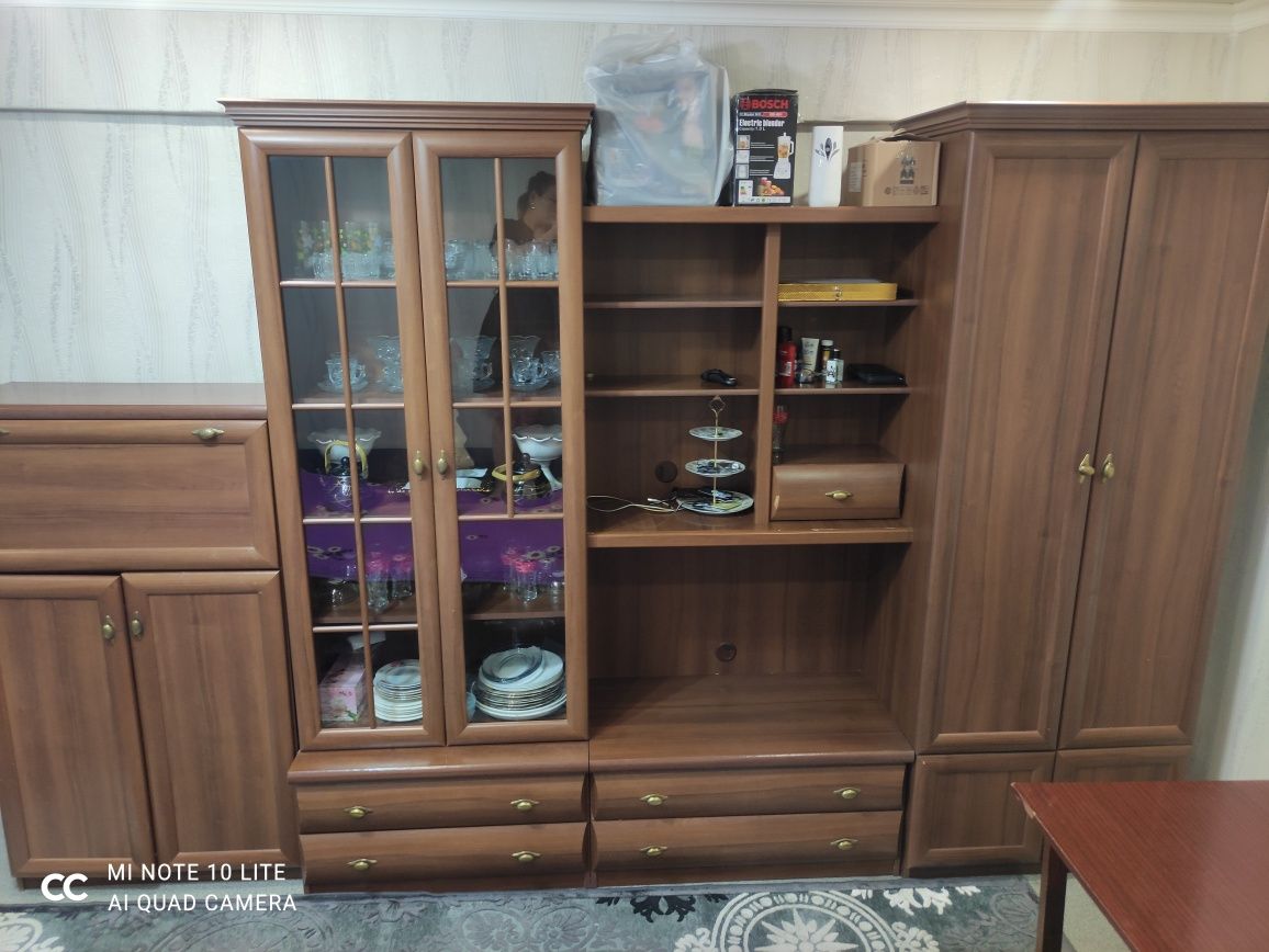 Продам гарнитур для зала