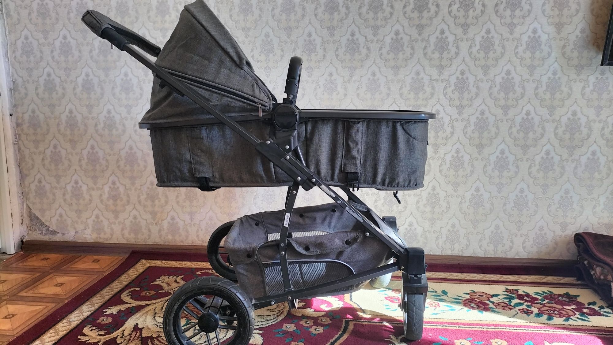 Продается детская коляска