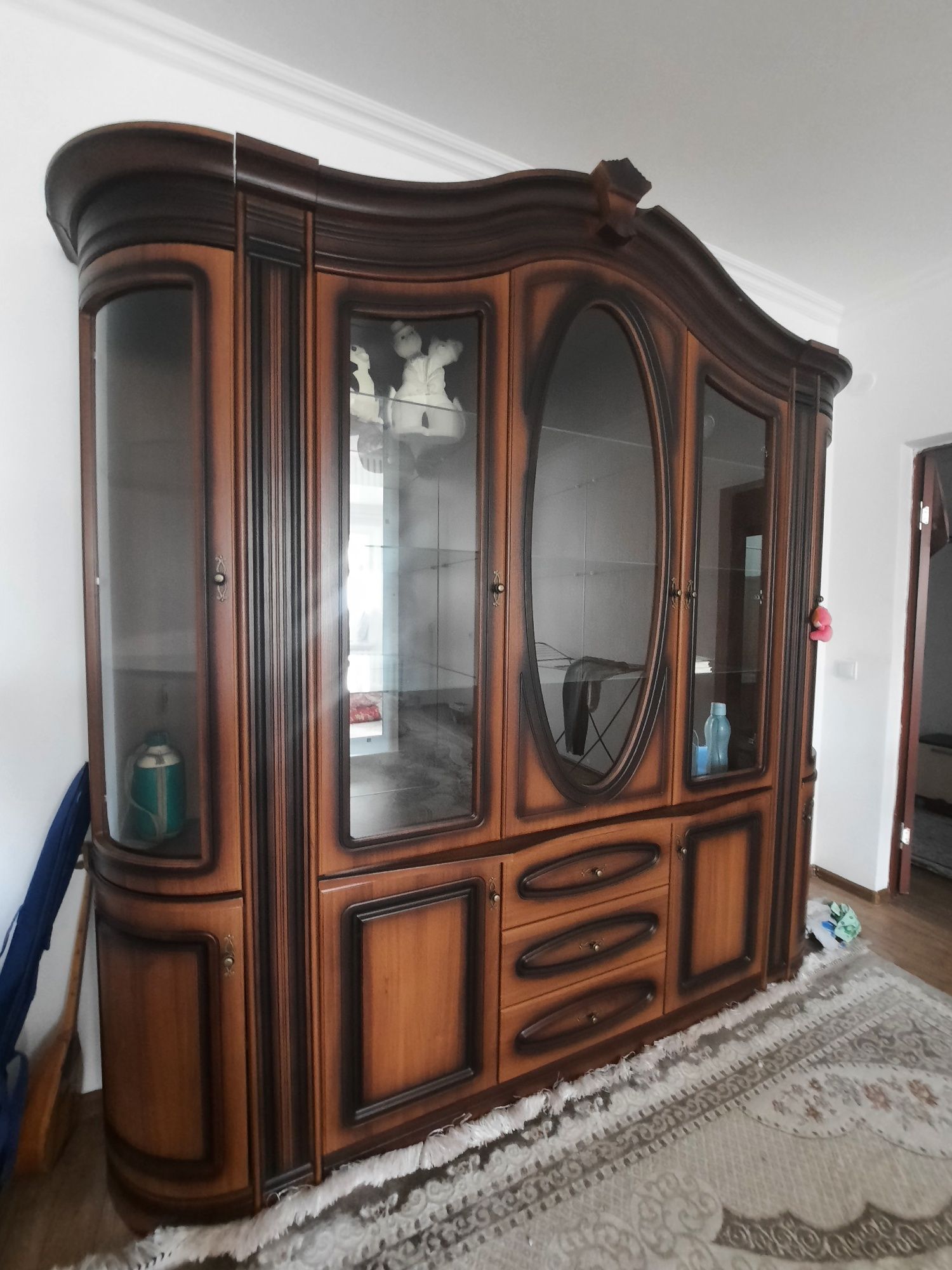 Сервант Гостинная
