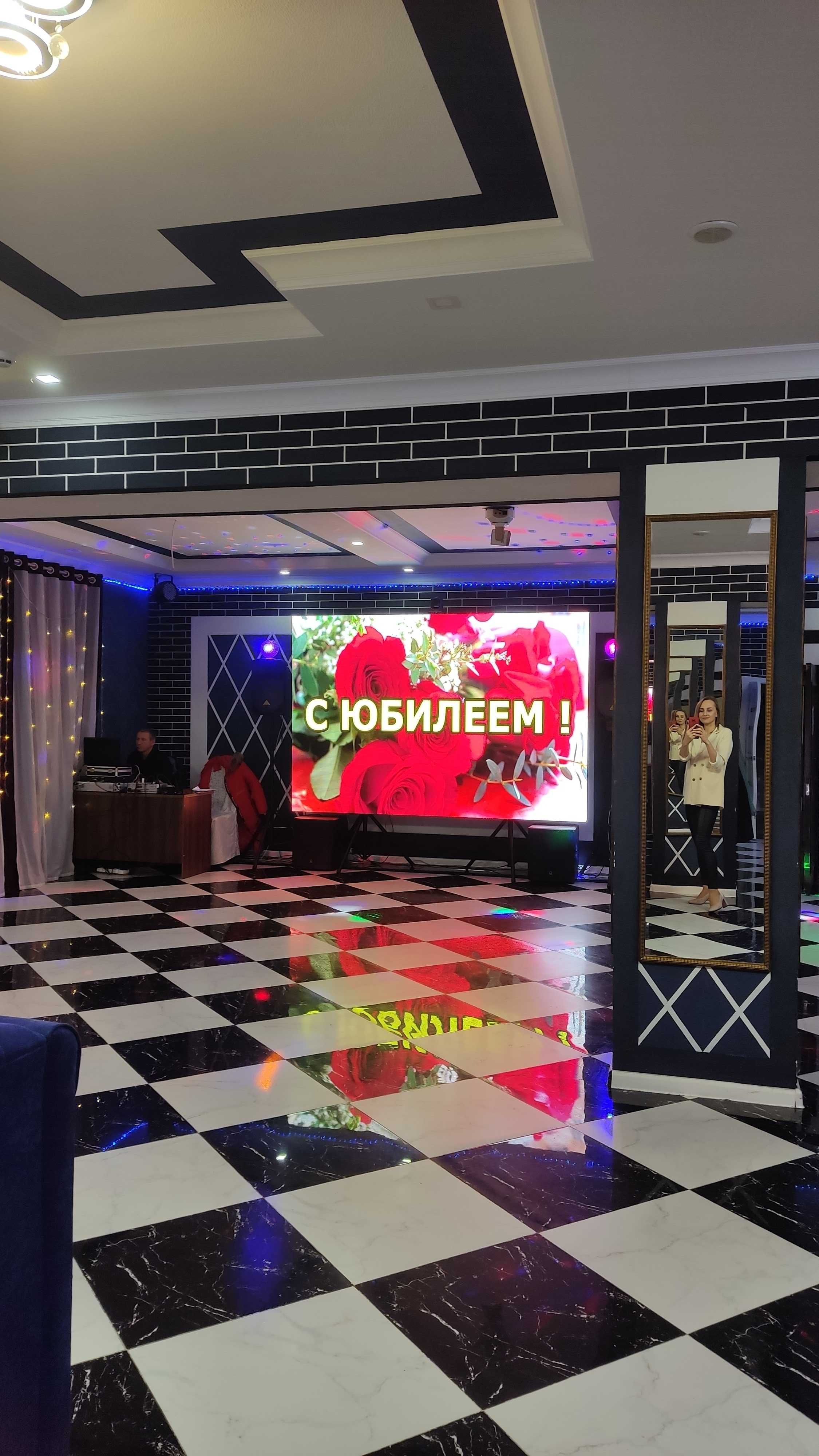Видеоэкран (Led дисплей)