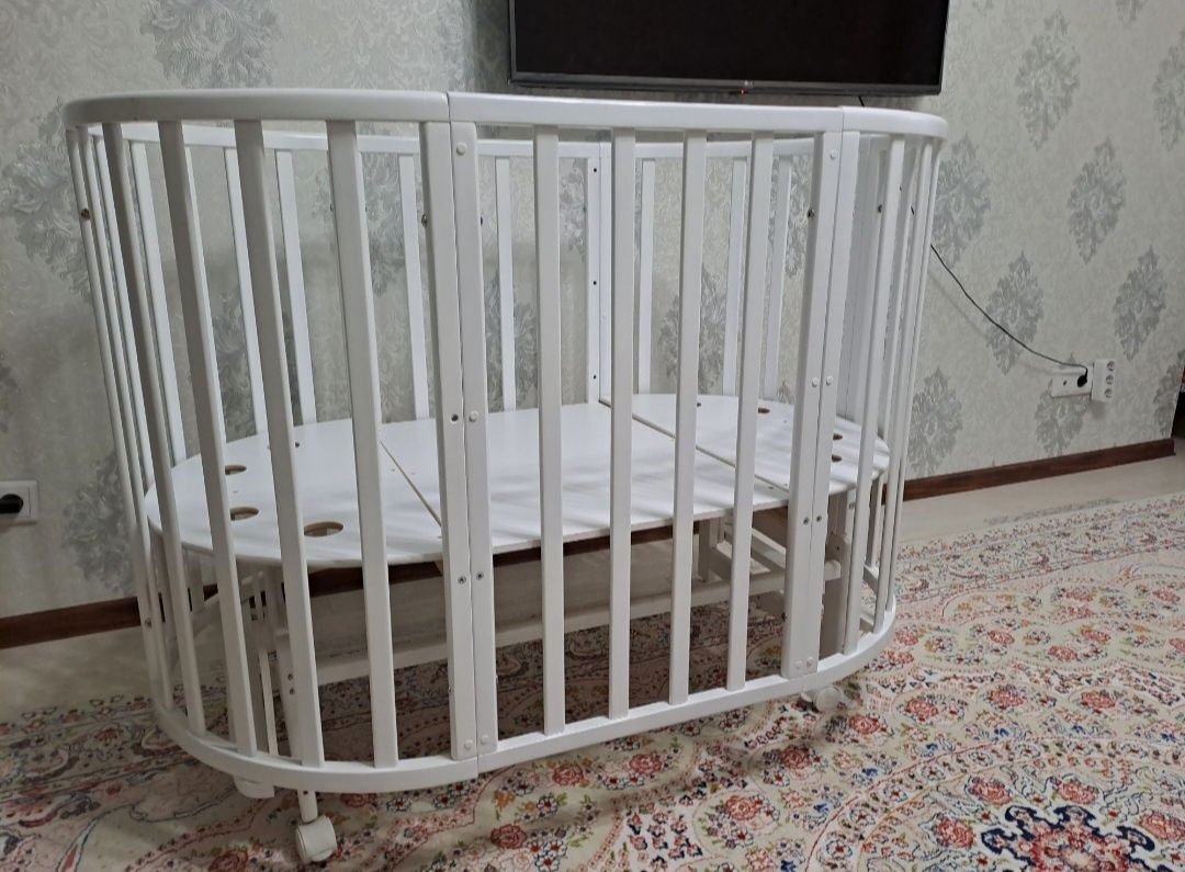 Кроватка манеж, 2 в одном, в отл состоянии