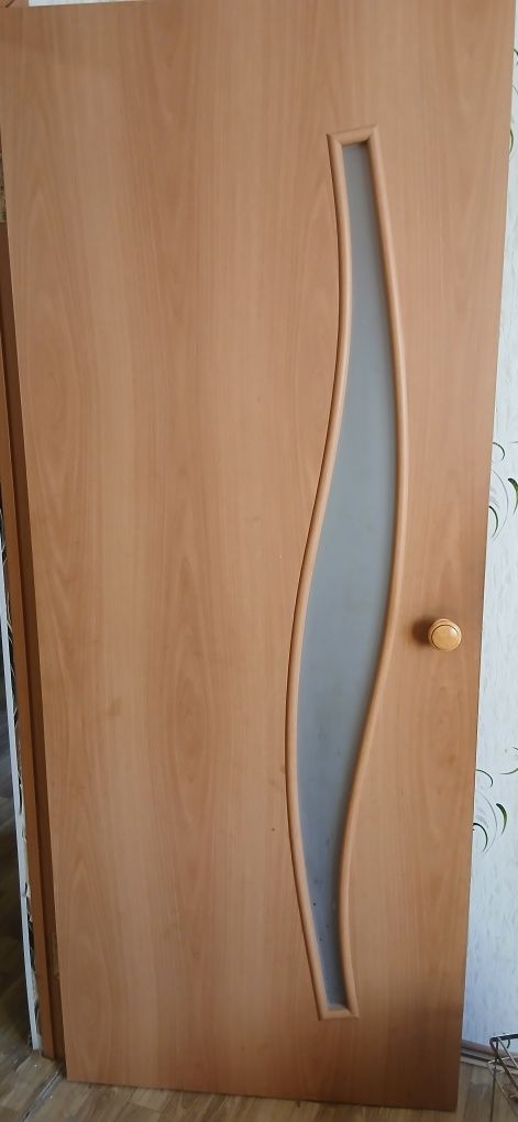 Продам двери б/у. Разные размеры