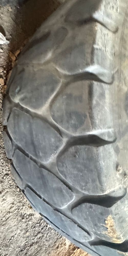 26.5 R 25 8 шт карьерный КГШ 4 шт марки трианджли 4 шт марки текинг