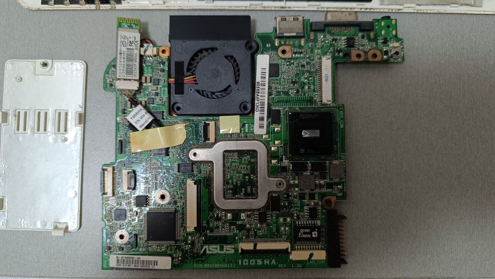 Нетбук Asus EeePC на запчасти за 5000
