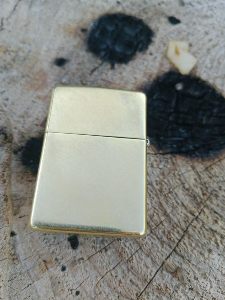 Легенда зажигалка Zippo .