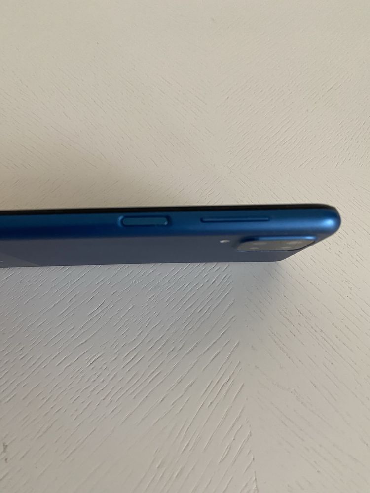 Samsung A12 blue с документами