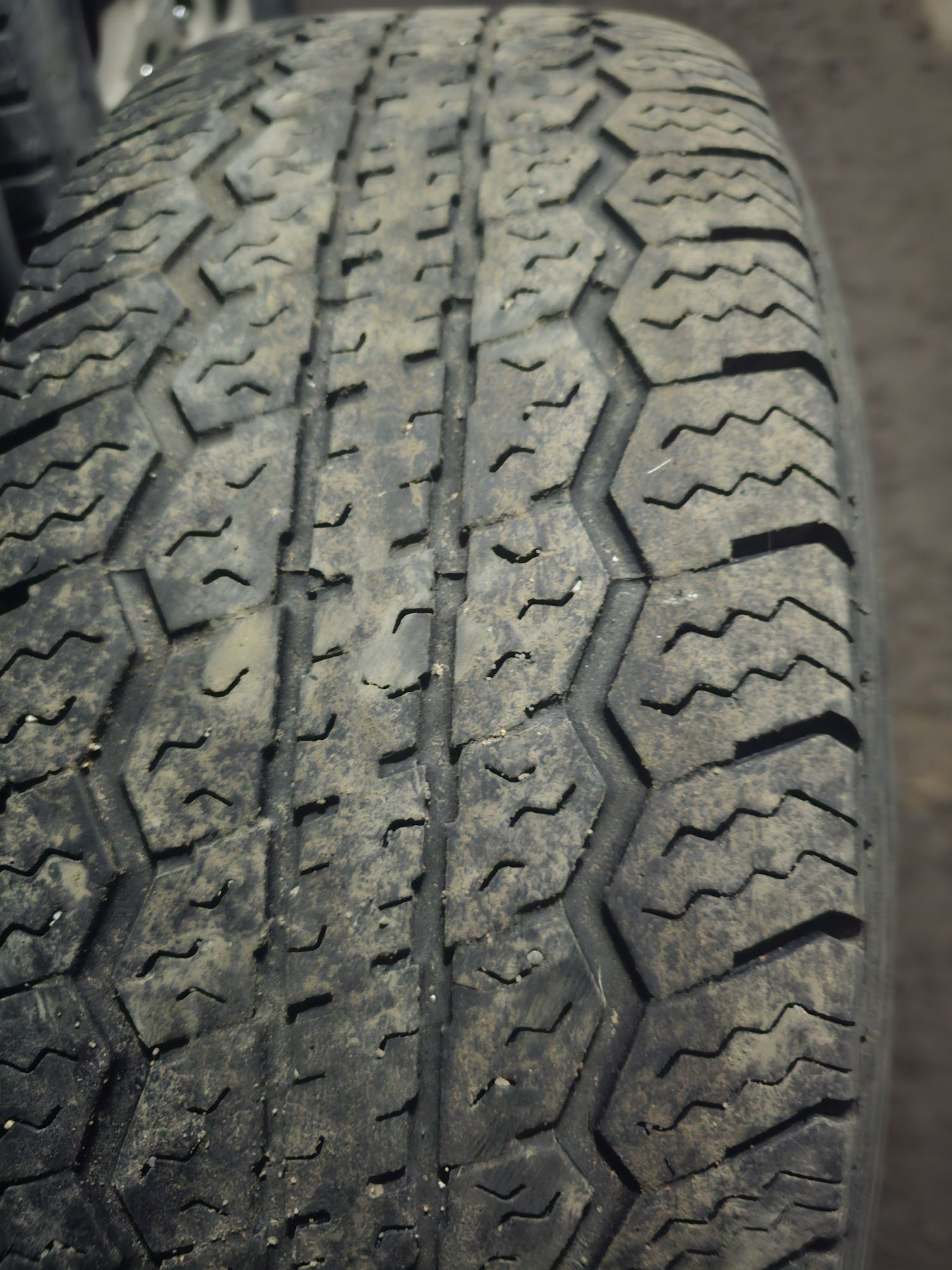 Продам резину 265/70R16, Triangle,2 баллона