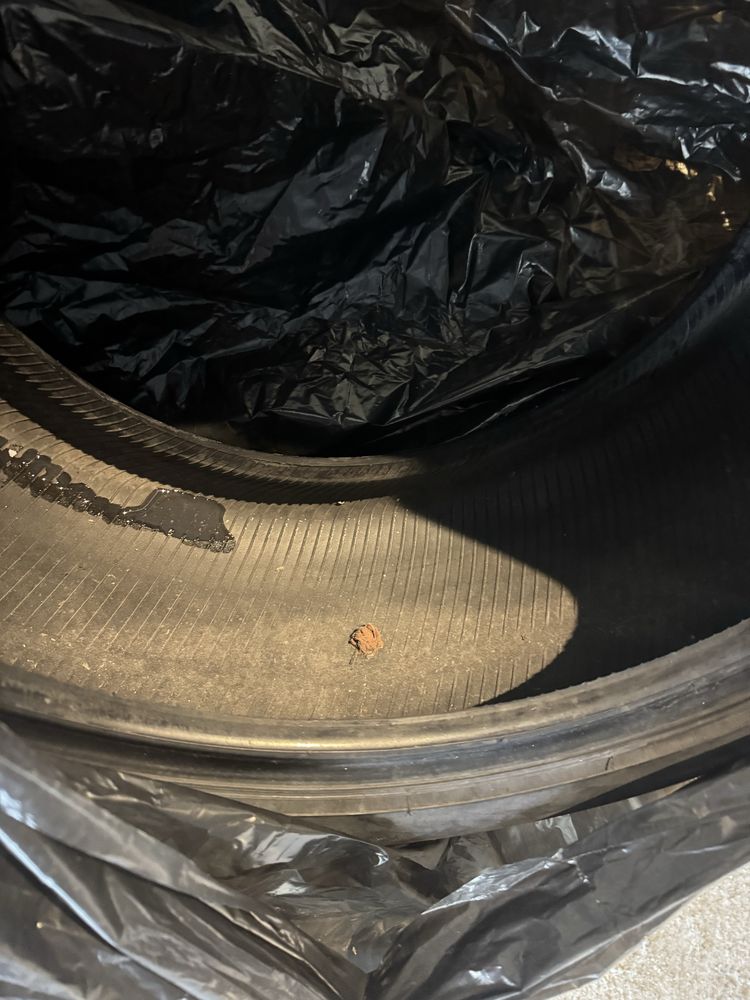 Резина Bridgestone Blizzak 245/45 R17 — 3 баллона всего за 16 000₸!