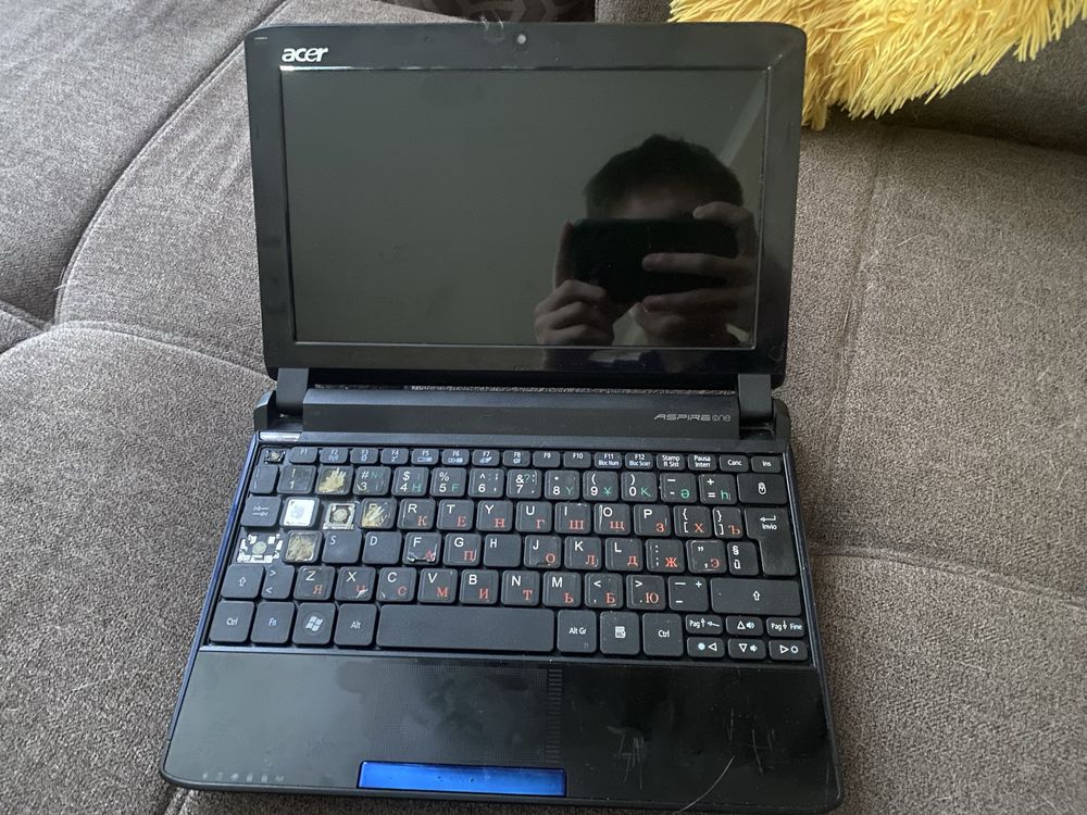 Продам нетбук acer