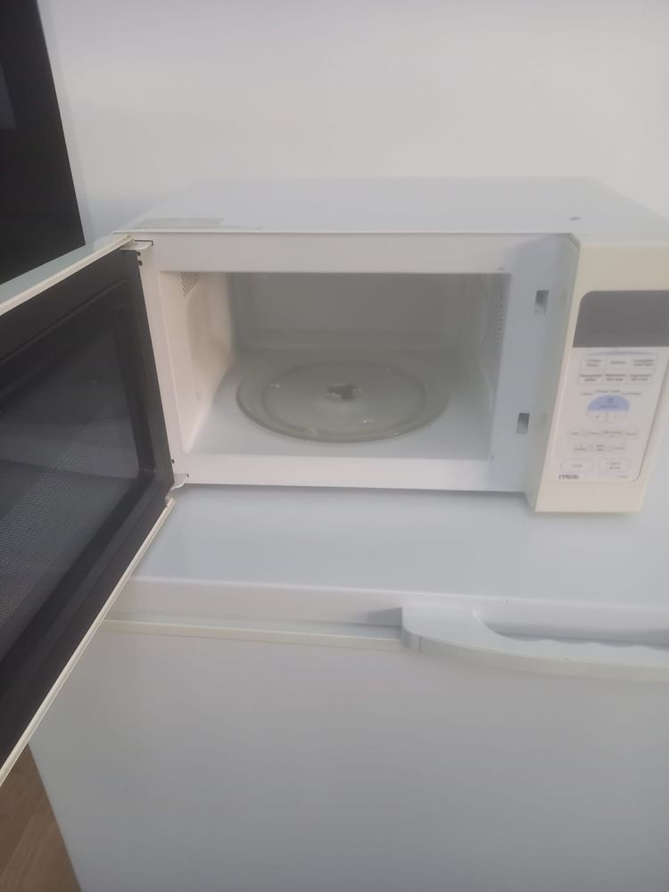 Продам микровалновку