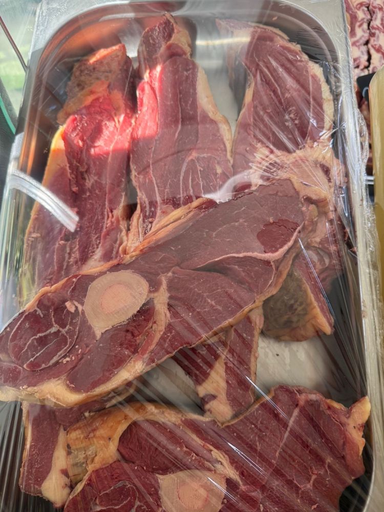Продажа мясо в нашем мясном магазине RAQYM-ET