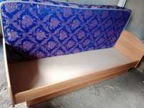 Детский кровать.