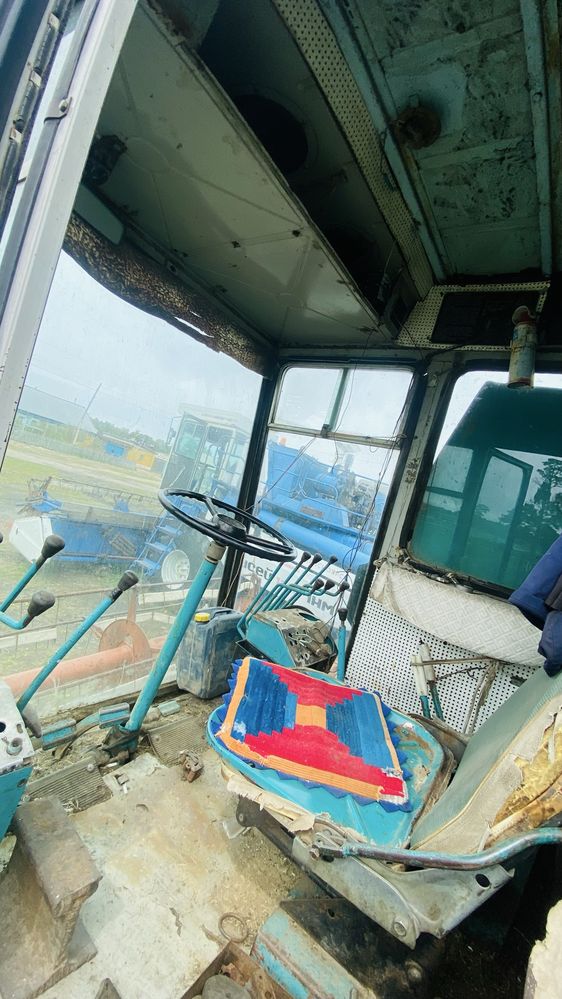 Продам комбайн все вопросы по тедефону