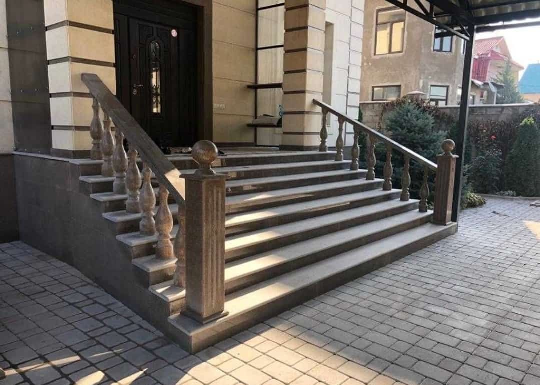 Мрамор гранит травертин балясина перила ступени шары тумба  столечница