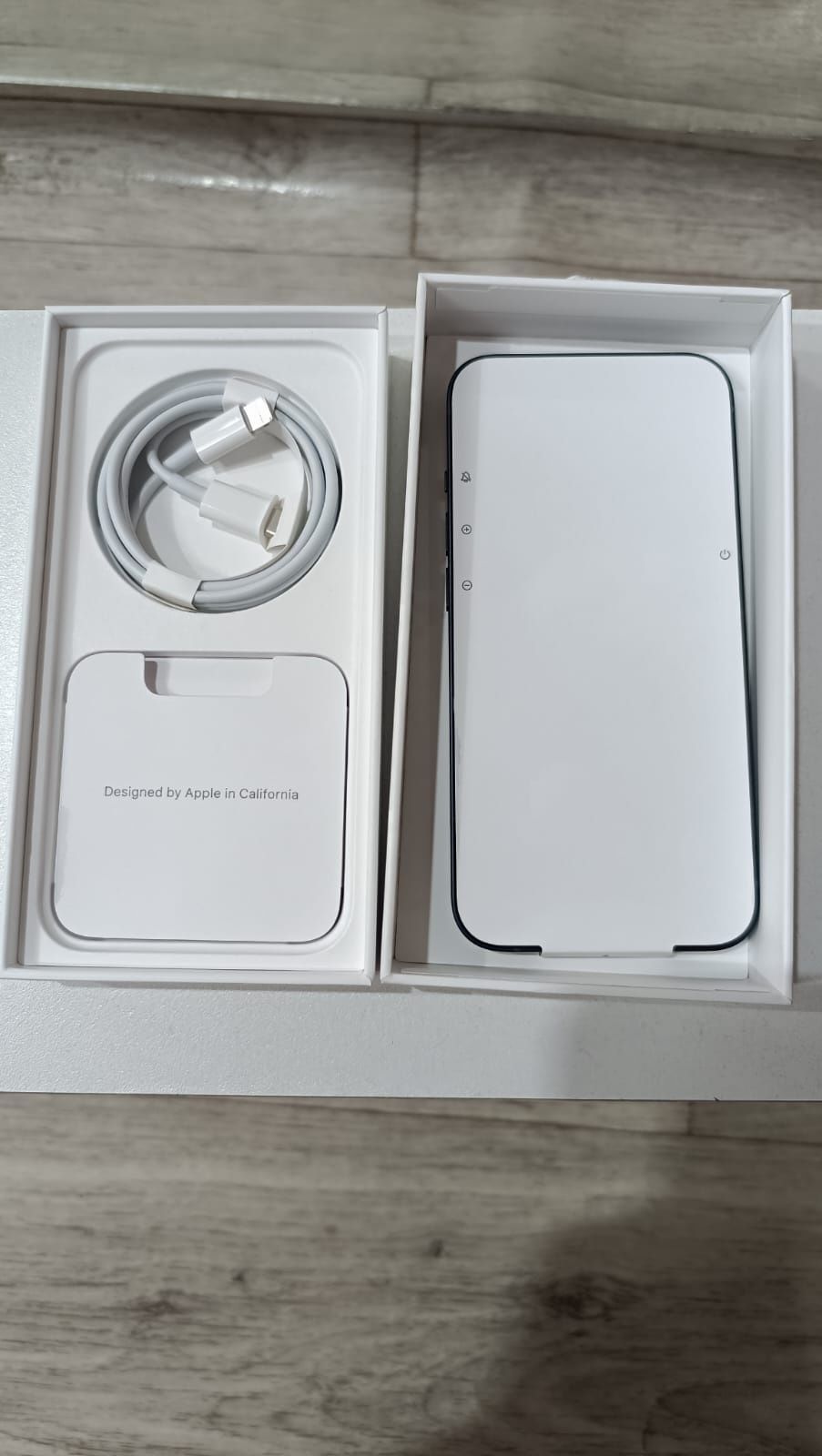 iPhone 13 midnight