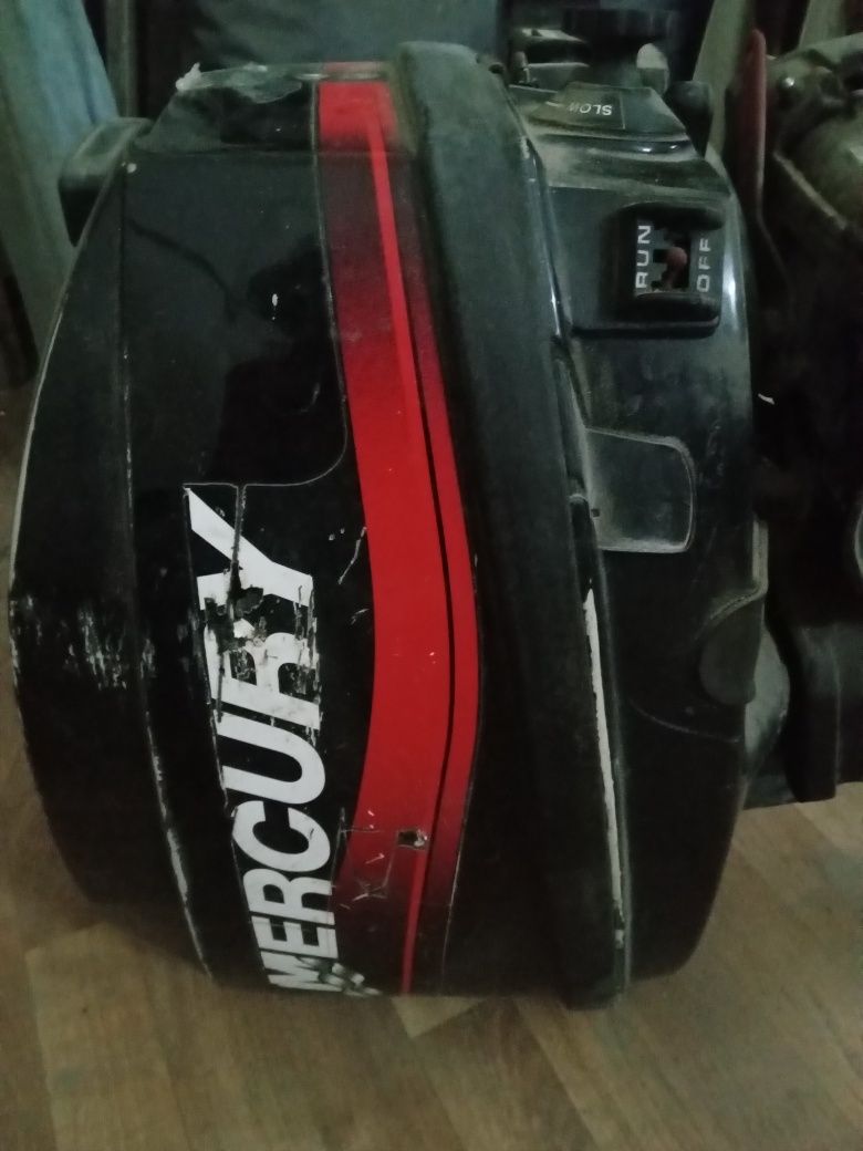 Продам подвесной лодочный мотор Меркурий