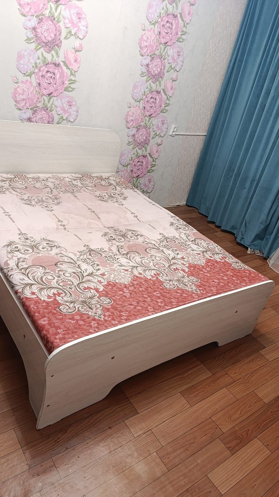 Кровать спальный продаётся