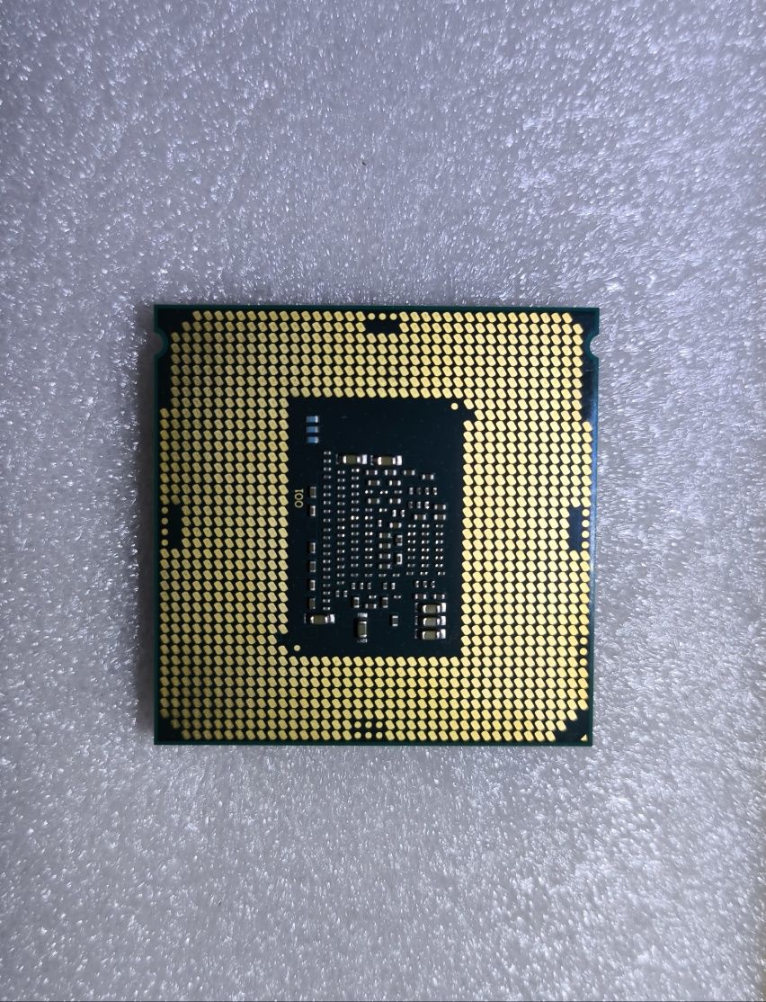 Процессор Intel Core i3 7100