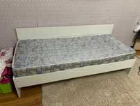 Продаю кровать для спальни