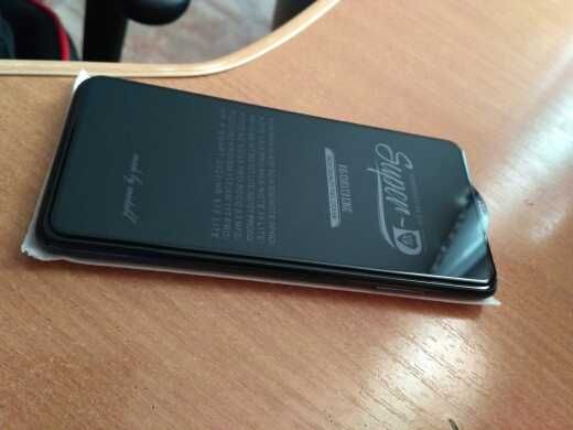 POCO M4 PRO  Защитное стекло супер олеофобное покрытие