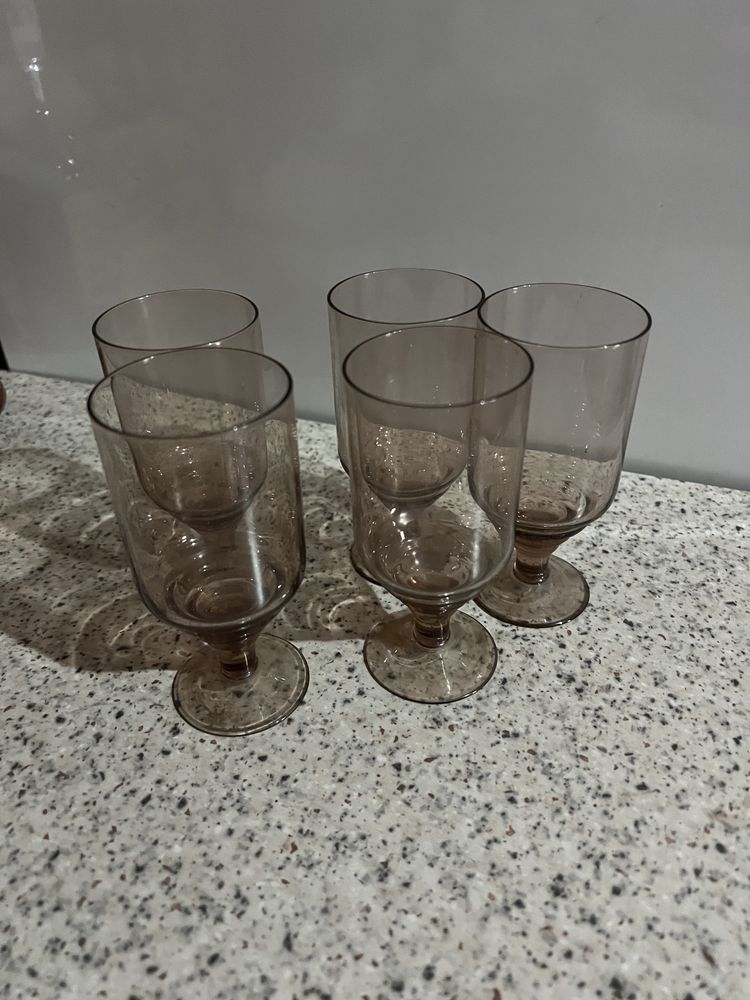 Продам стаканы праздничные