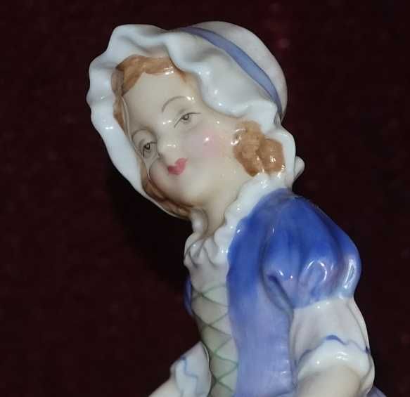 Старые фарфоровые статуэтки от Royal Doulton Англия, по 25 000 за 1 шт