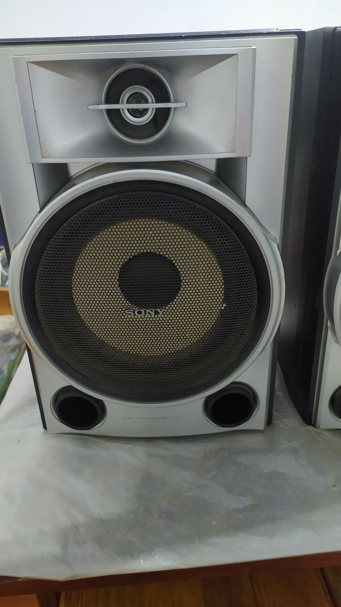 Продам колонки фирмы Sony
