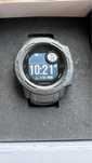Часы Garmin Instinct