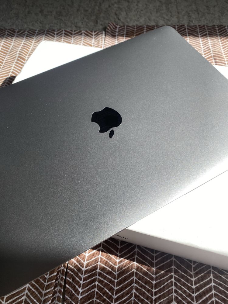 Macbook продажа б/у