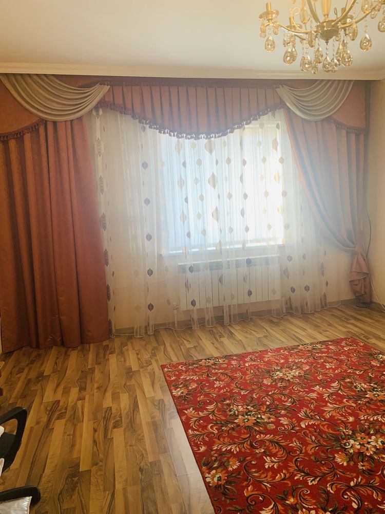 Продам шторы разные