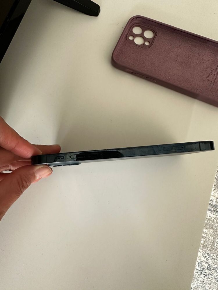 Продается Iphone 12 Pro Max 128 гб