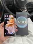 Vivo. V30. 5G.    12/256