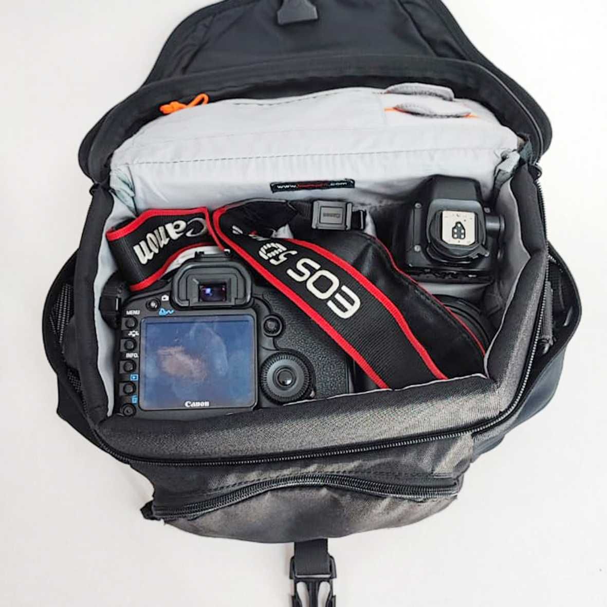 Canon объективы, камера, вспышка комплект
