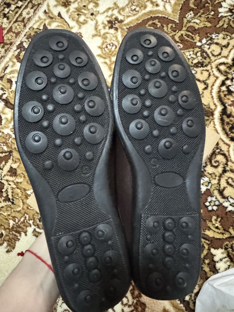 Продам кожаные туфли