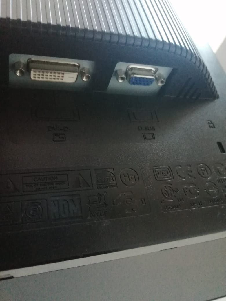 Монитор Benq 19 диагональ