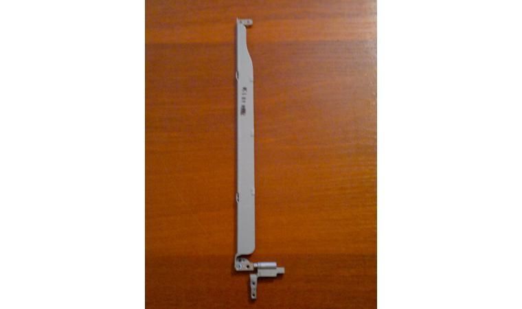 Продам крепление экрана (правое) и другие для HP Compaq nx6110, nc6320