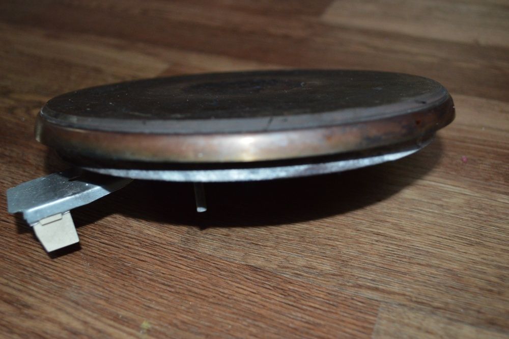 ПРОДАМ ЭЛЕКТРОКОНФОРКУ ЧУГУННУЮ в коробке ! D=180 mm. Произ-во Россия.