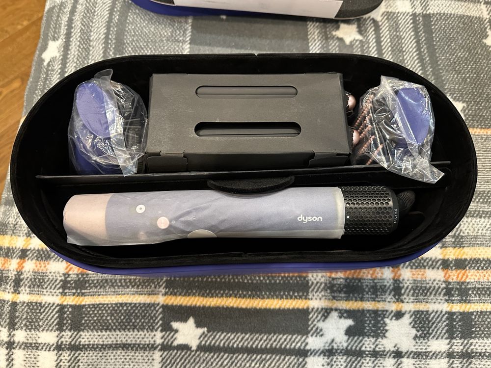 Dyson Airwrap Complete long новый