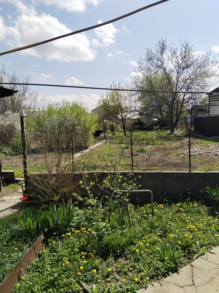 Продается Дом в центре Каскелена с большим участком