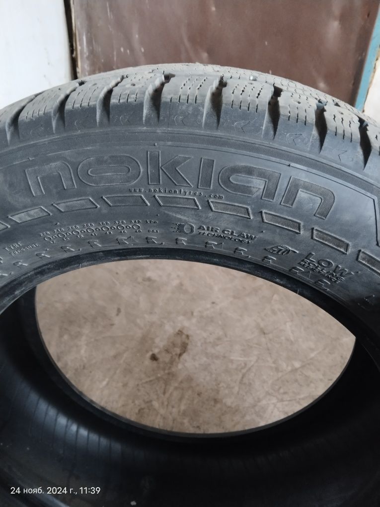 Продам !!!колеса,шины
