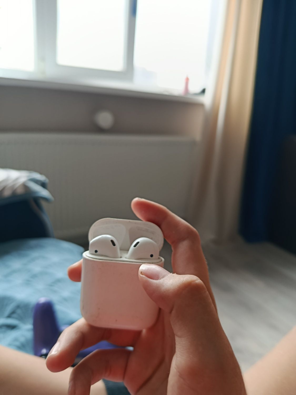 Продам наушники от apple